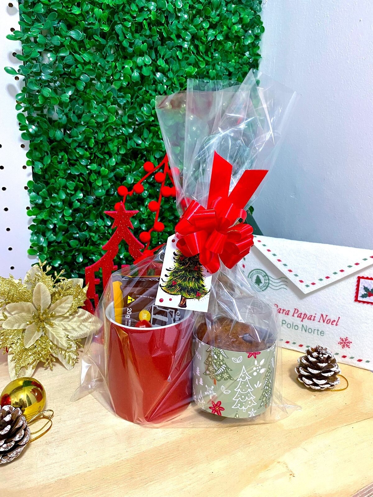 KIT - CANECA + MINI CHOCOTONE