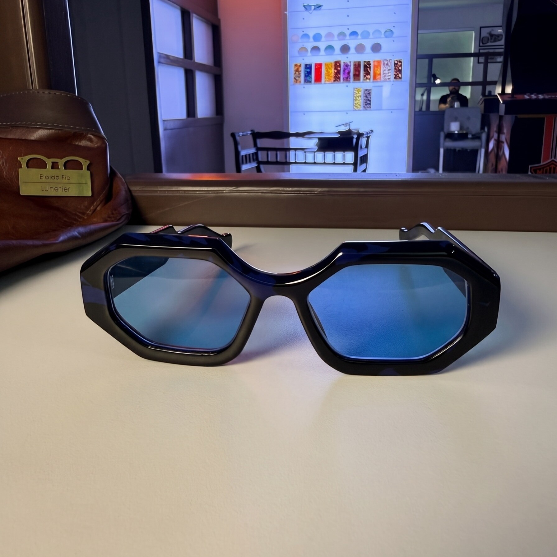 Preto Ônix com Lentes Azul Degradê